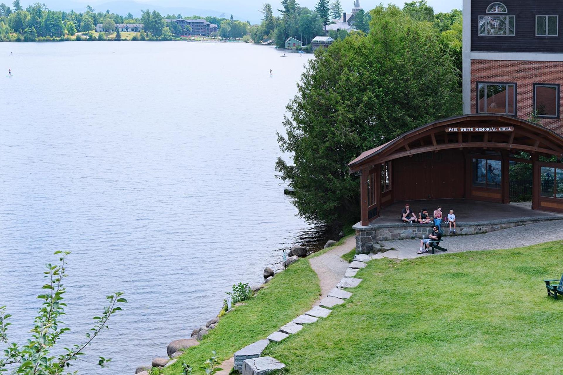 The Haus On Mirror Lake Placid