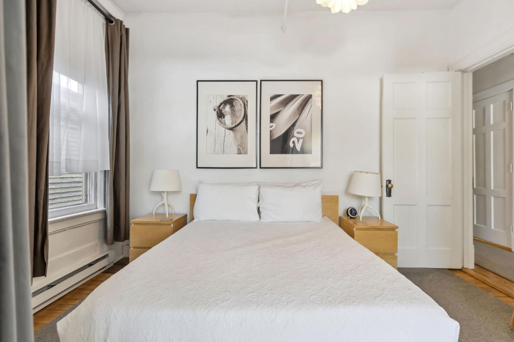Hotel The Haus On Mirror 4*