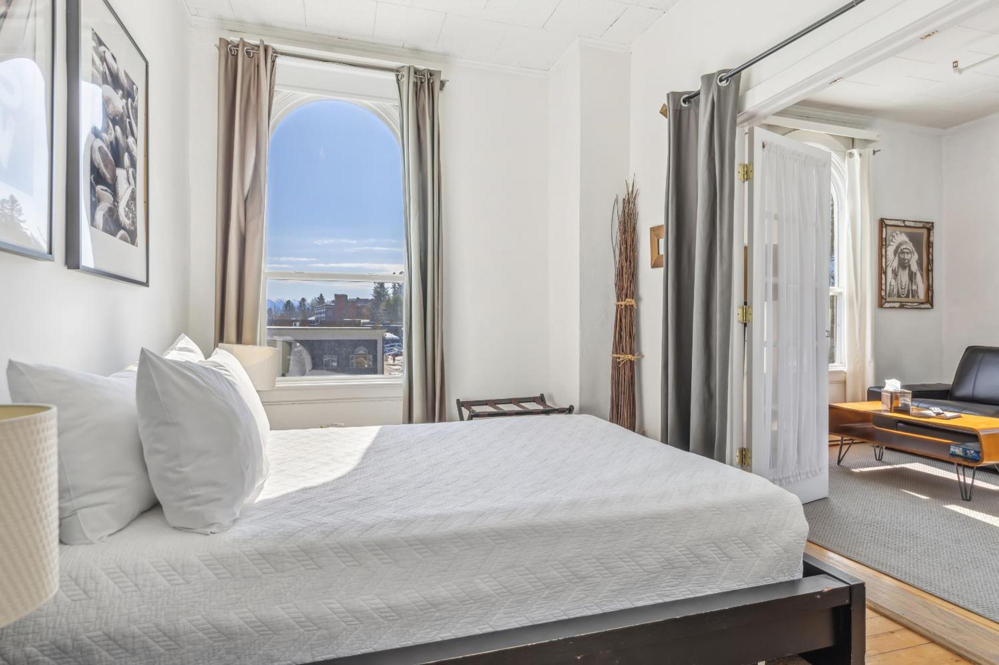 The Haus On Mirror Hotel Lake Placid